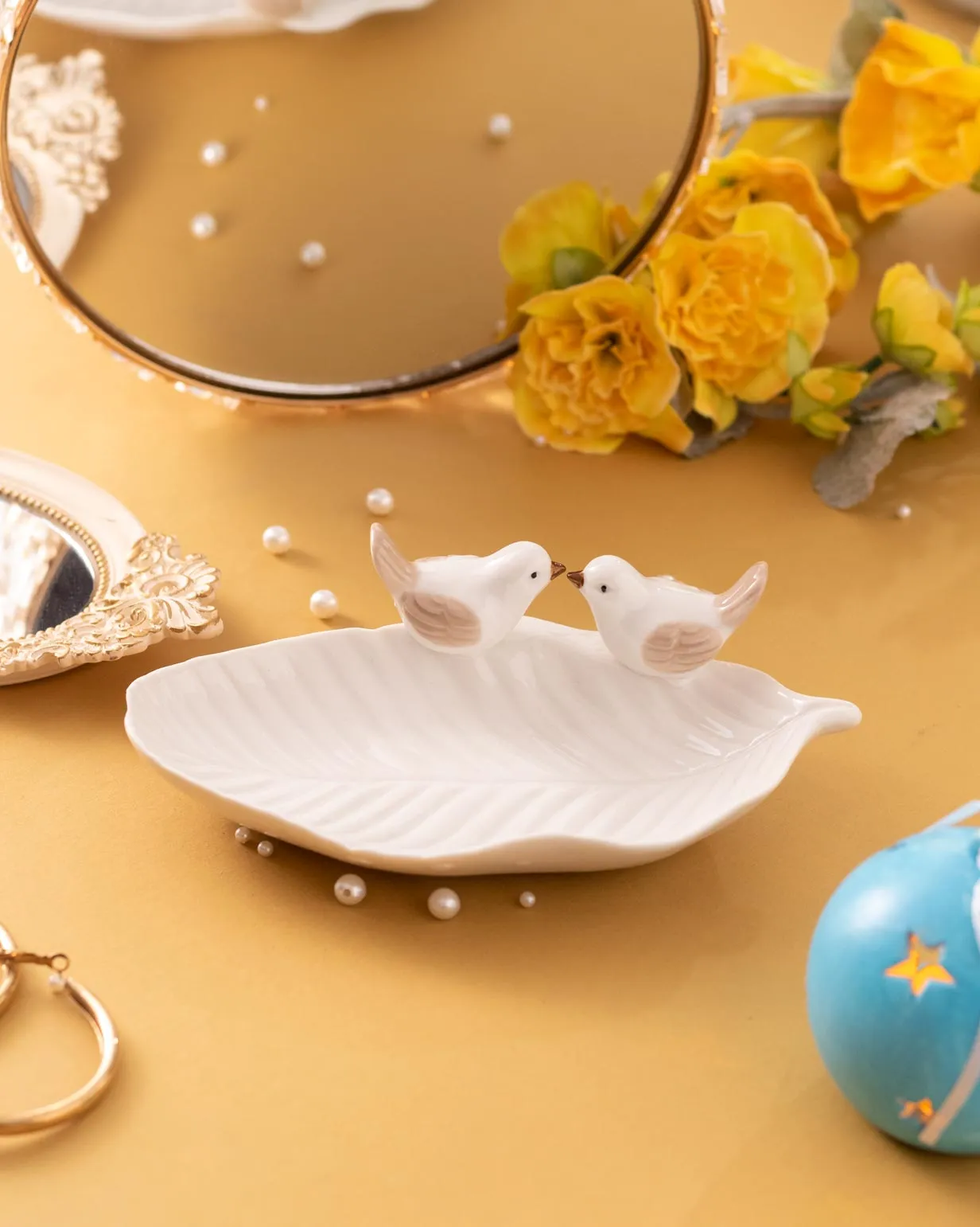 Bird on Leaf Ring Dish - White Small