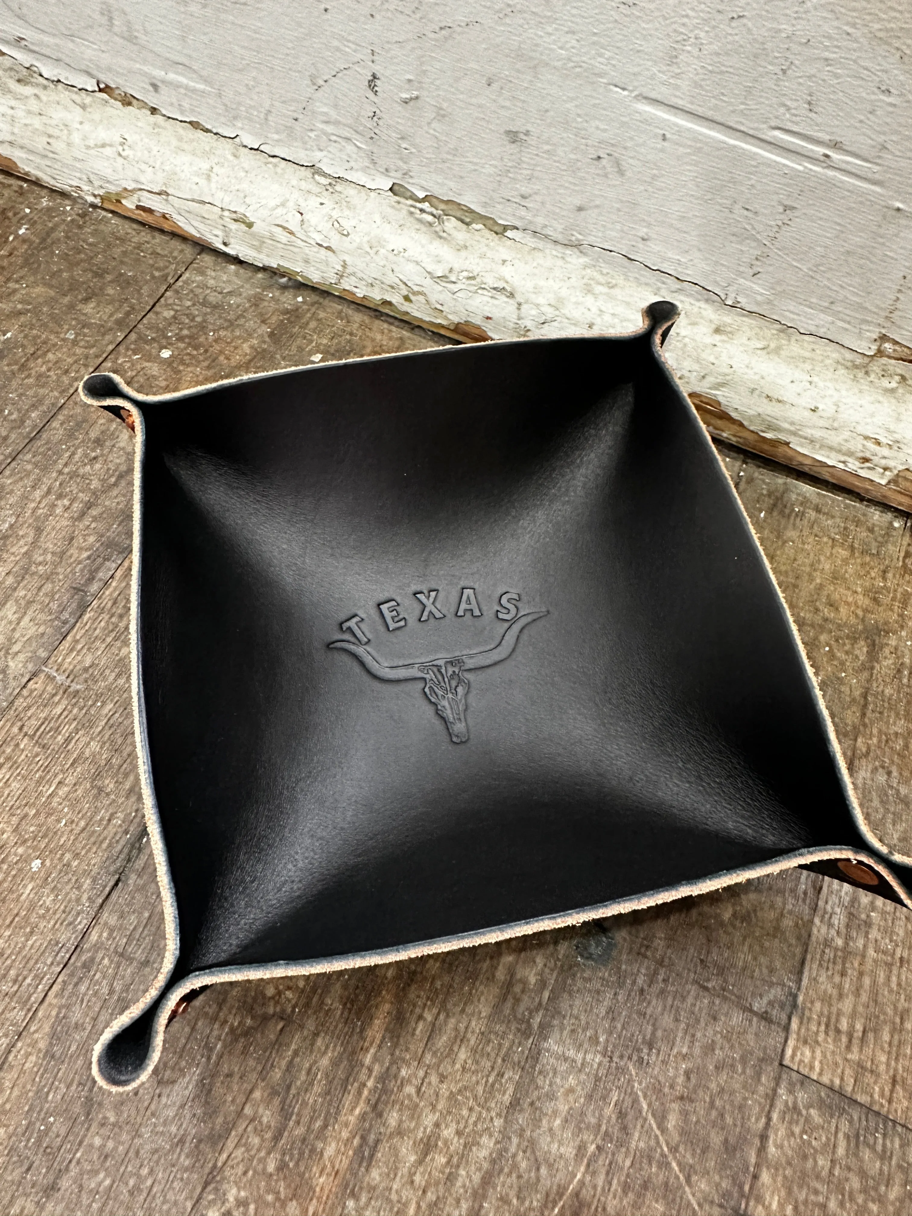 Leather Valet Tray | Longhorn | Manready Mercantile