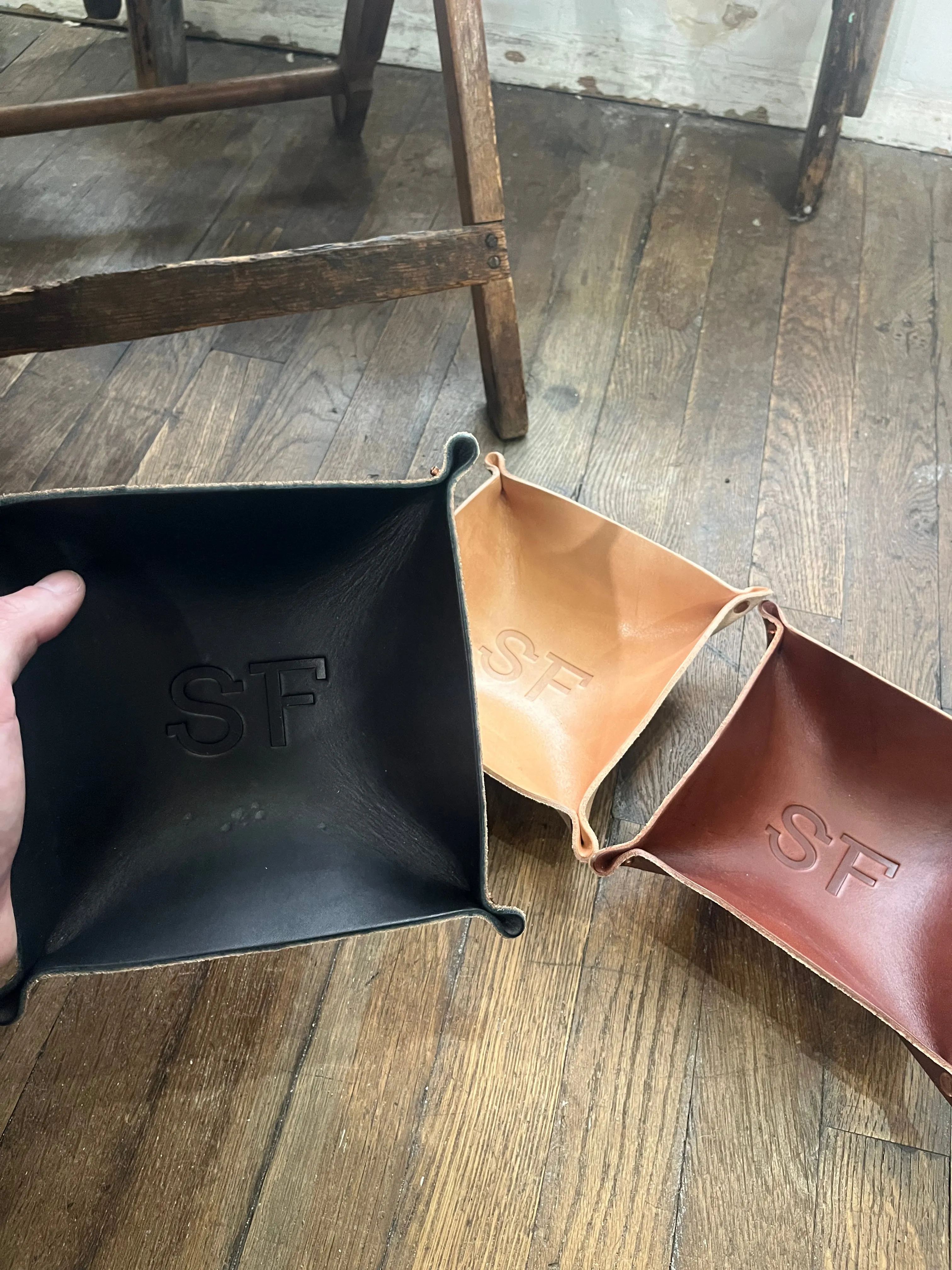 Leather Valet Tray | SF | Manready Mercantile