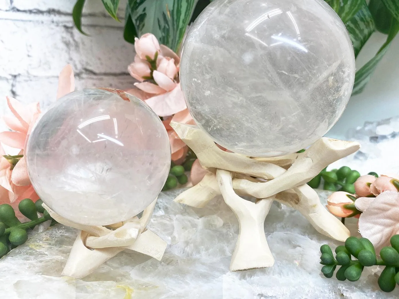 Wood Sphere Stands